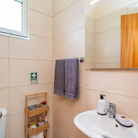 Super - T2 * Seixal (Madeira)